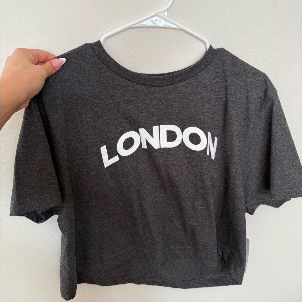 Forever 21 Charcoal Graphic Tee